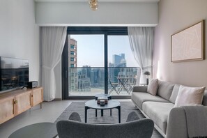 テレビ、ステレオ