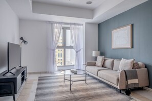 Fernseher, Stereoanlage