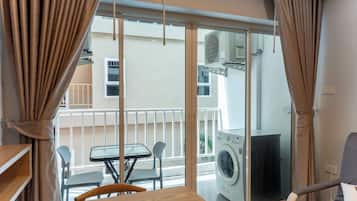 Basic Double Room, Balcony | Free WiFi