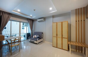 Basic Double Room, Balcony | 1 bedroom, free WiFi