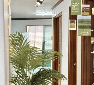 Deagu Stay On, A 5-minute walk from Anjirang Station, Apsan Cafe Street
