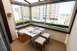 Dining - St Cyprien beautiful cozy apartment sea view (Saint-Cyprien)