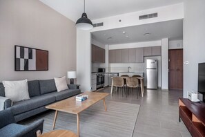 Fernseher, Stereoanlage