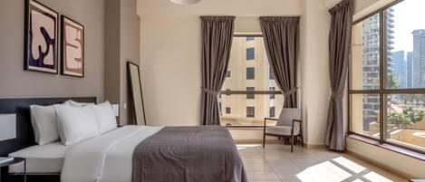 Fer et planche Ă repasser, Wi-Fi, draps fournis