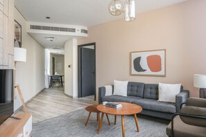 Télévision, chaîne hi-fi