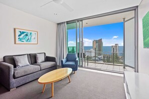 10th Floor 1 Bedroom Ocean View Apartment | Coin séjour