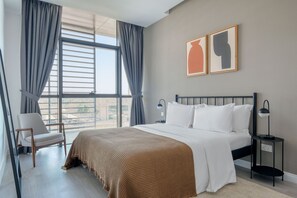 Bügeleisen/Bügelbrett, WLAN, Bettwäsche