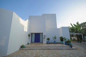 Rooftop terrace - Casa Singh BY Akama Homes (Morjim)