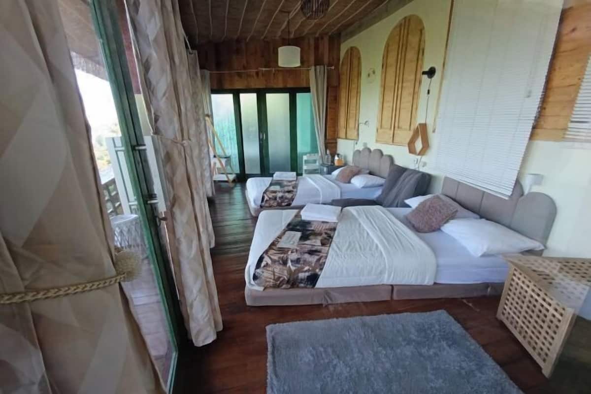 1 quarto, escrivaninha, Wi-Fi de cortesia, roupa de cama