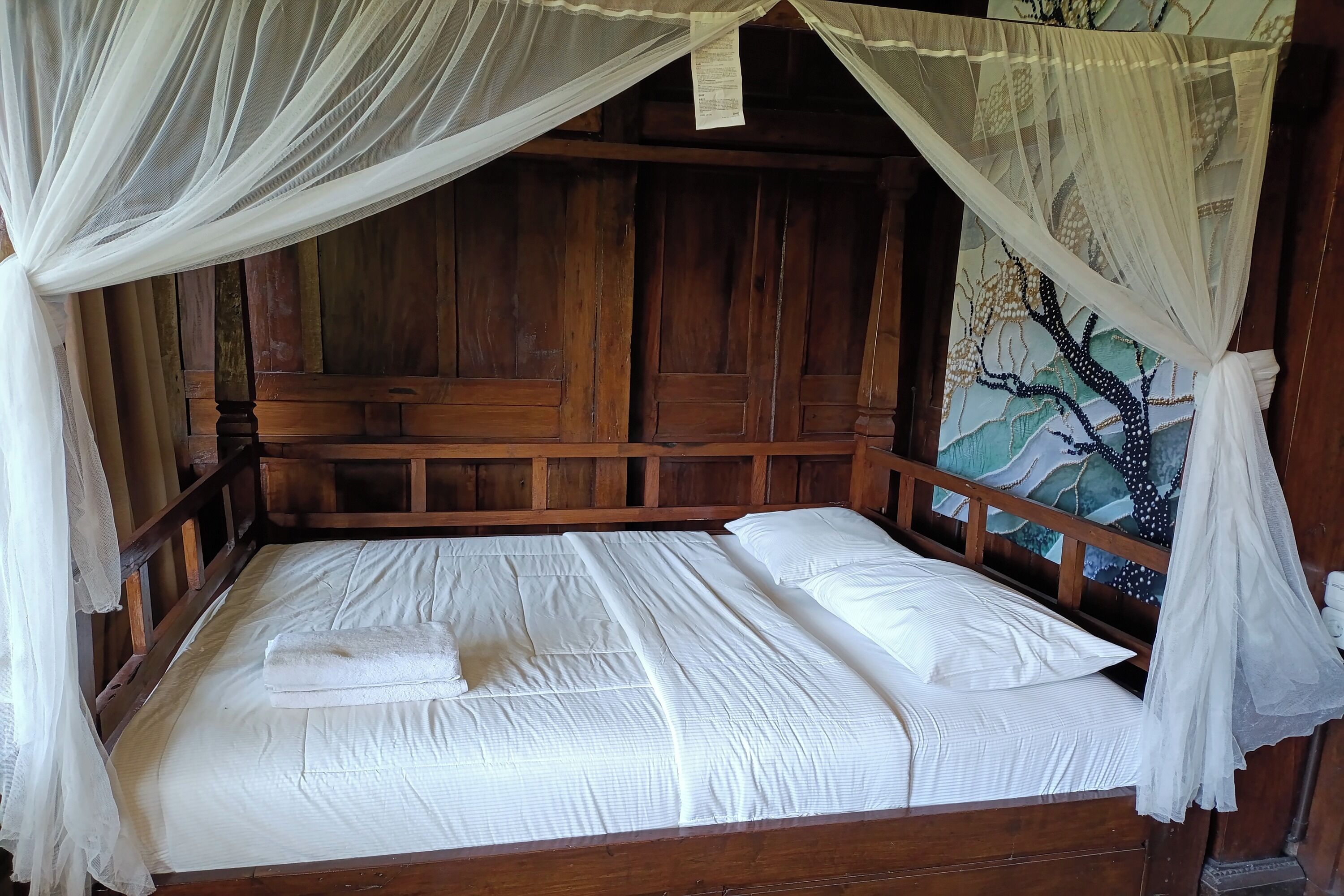 Deluxe Quadruple Room | Desk, free WiFi, bed sheets