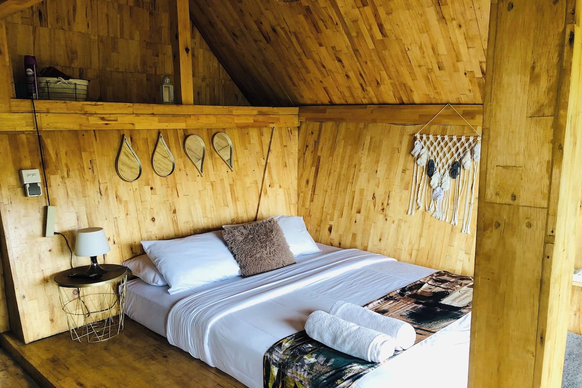 Cabana standard | 1 quarto, escrivaninha, Wi-Fi de cortesia, roupa de cama
