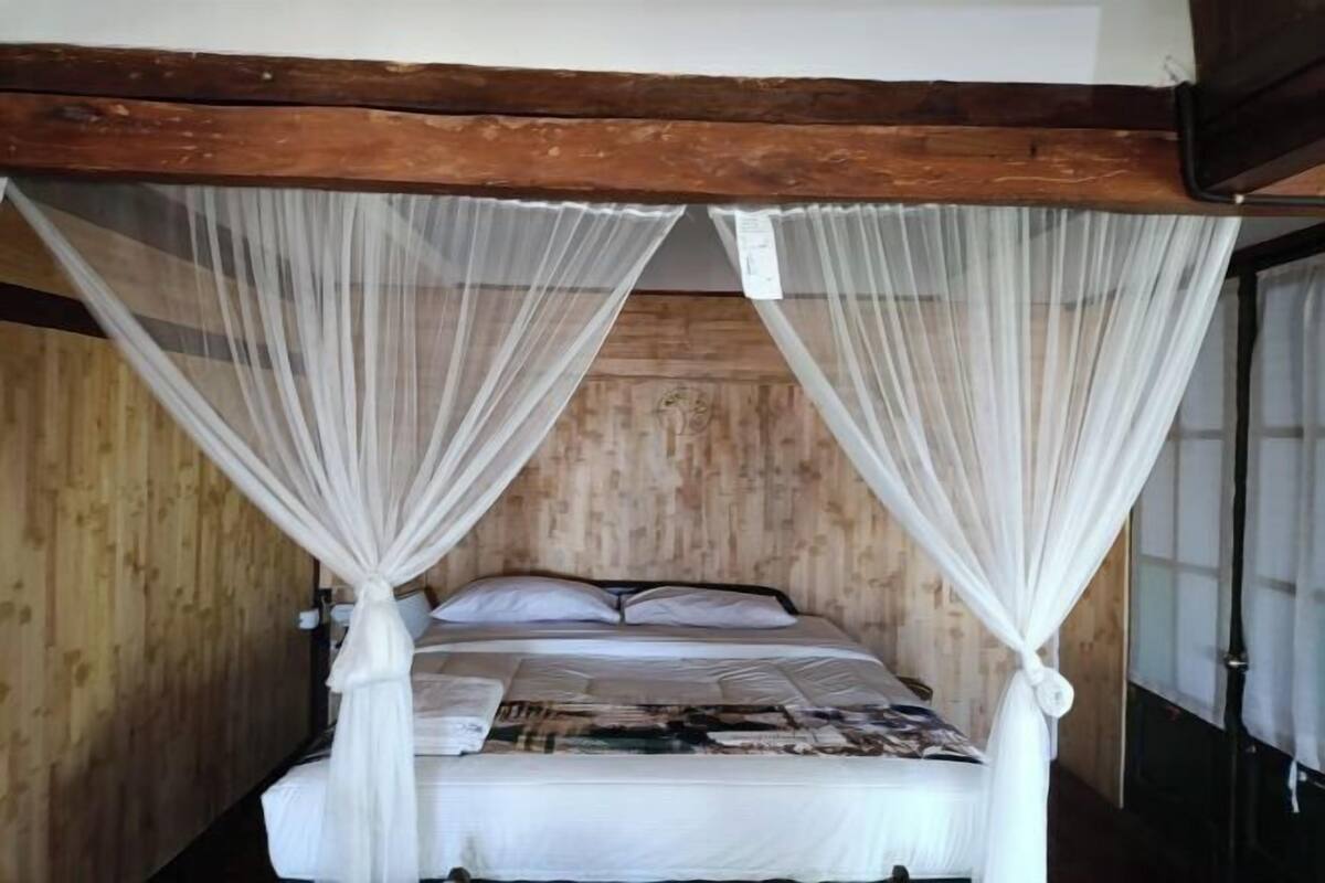 1 quarto, escrivaninha, Wi-Fi de cortesia, roupa de cama