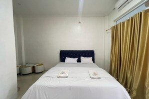 Superior Room - Agave Hotel Siantar (Pematang Pane)