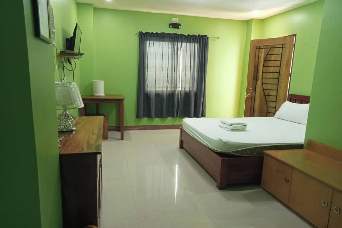 ห้องสวีท | โต๊ะทำงาน, เตียงเสริม/เปล, Wi-Fi ฟรี, ผ้าปูที่นอน