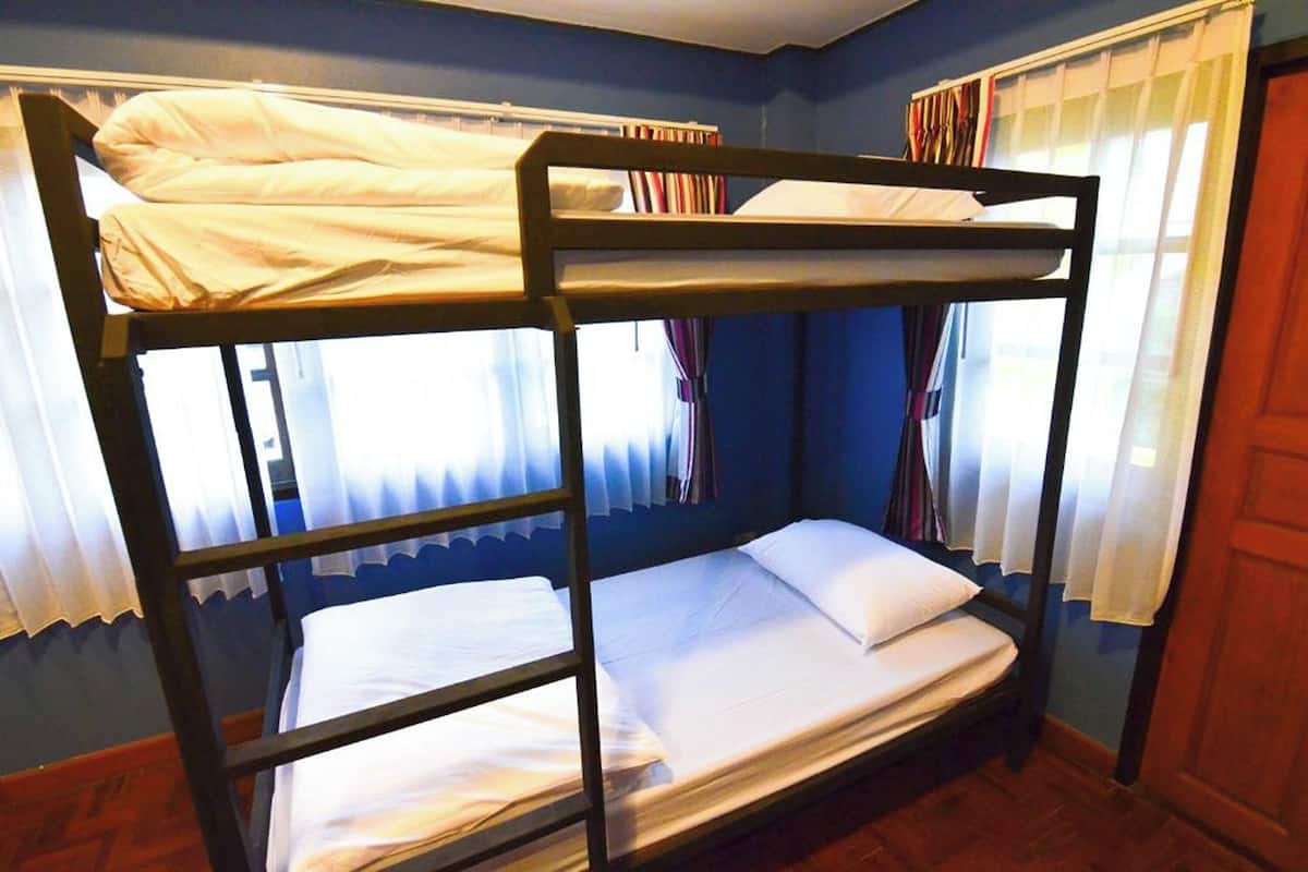Quadruple Room, Shared Bathroom | Desk, free WiFi, bed sheets