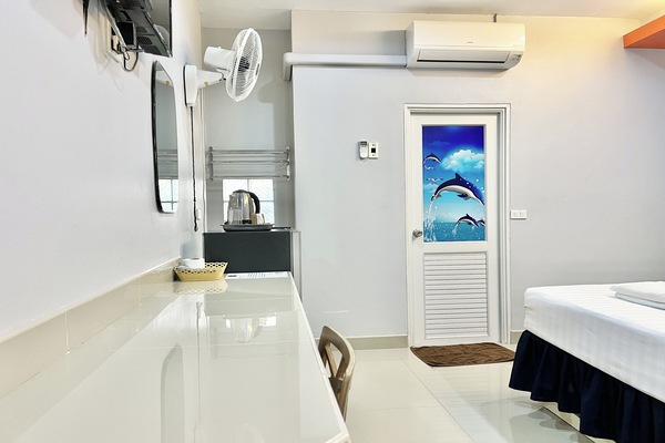Standard Double Room | Desk, rollaway beds (surcharge), WiFi (free), bed sheets