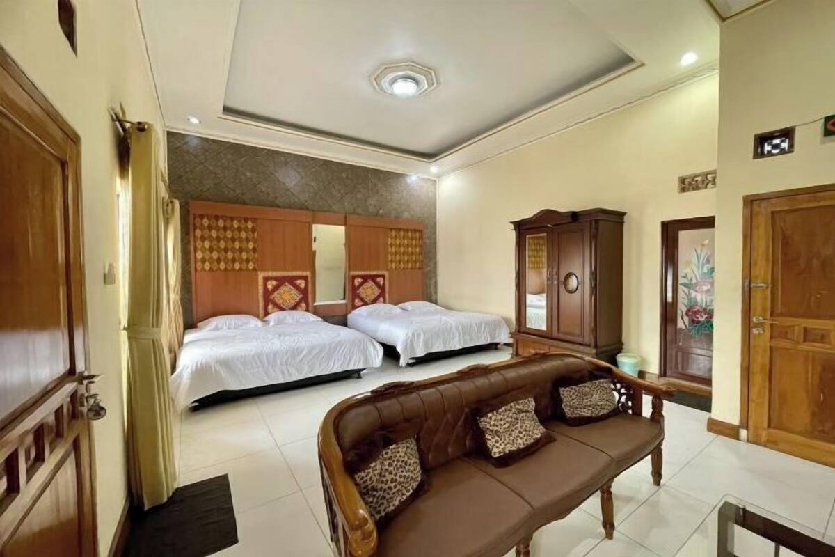 1 habitación, escritorio, wifi gratis y ropa de cama
