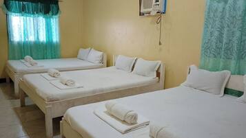 Free WiFi, bed sheets