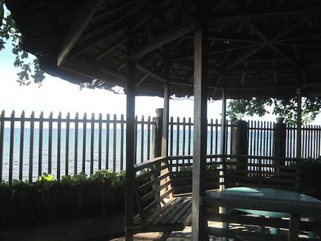 Front of property. July'S Haven Seaside Pension Camiguin