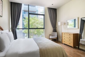 Bügeleisen/Bügelbrett, WLAN, Bettwäsche