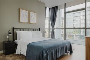 2 dormitoris, planxa i posts de planxar, wifi i roba de llit 