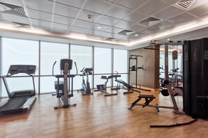 Fitness facility - Blueground | DIFC, pool, nr Dubai Mall (Dubai)