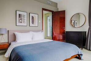 2 slaapkamers, een strijkplank/strijkijzer, wifi, beddengoed
