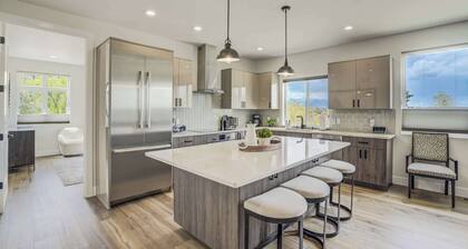 The Overlook! Rooftop w/ Mtn Views by Broadmoor