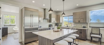 The Overlook! Rooftop w/ Mtn Views by Broadmoor