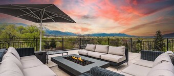The Overlook! Rooftop w/ Mtn Views by Broadmoor