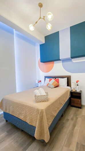 2 bedrooms, iron/ironing board, free WiFi, bed sheets