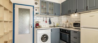 2-bedroom apartment, close to the beach and the sea in cool Varna with WiFi.