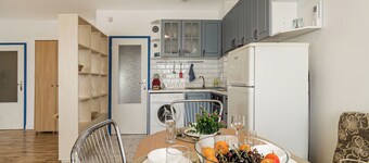 2-bedroom apartment, close to the beach and the sea in cool Varna with WiFi.