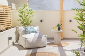 Terrace/patio - Old Town Charm – Cozy 2BR with Rooftop Terrace (Rethymno)