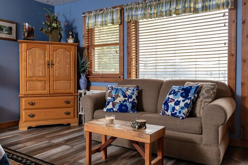 Cozy 1-bedroom Inn Suite In Enchanting Canaan Valley, Wv With Wifi, Ac And Pool - Morgantown, WV