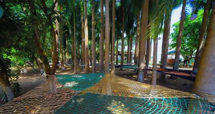 Monteria Village