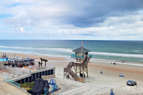 FREE DAILY ACTIVITIES! Corner Unit w/ Private Balcony to Catch the Action Overlooking City & Ocean!