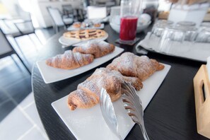 Desayuno buffet incluido todos los días