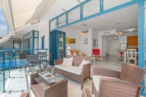 Outdoor dining - Apartment 'Castell' with Sea View, Wi-Fi and Air Conditioning (Castell de Ferro)