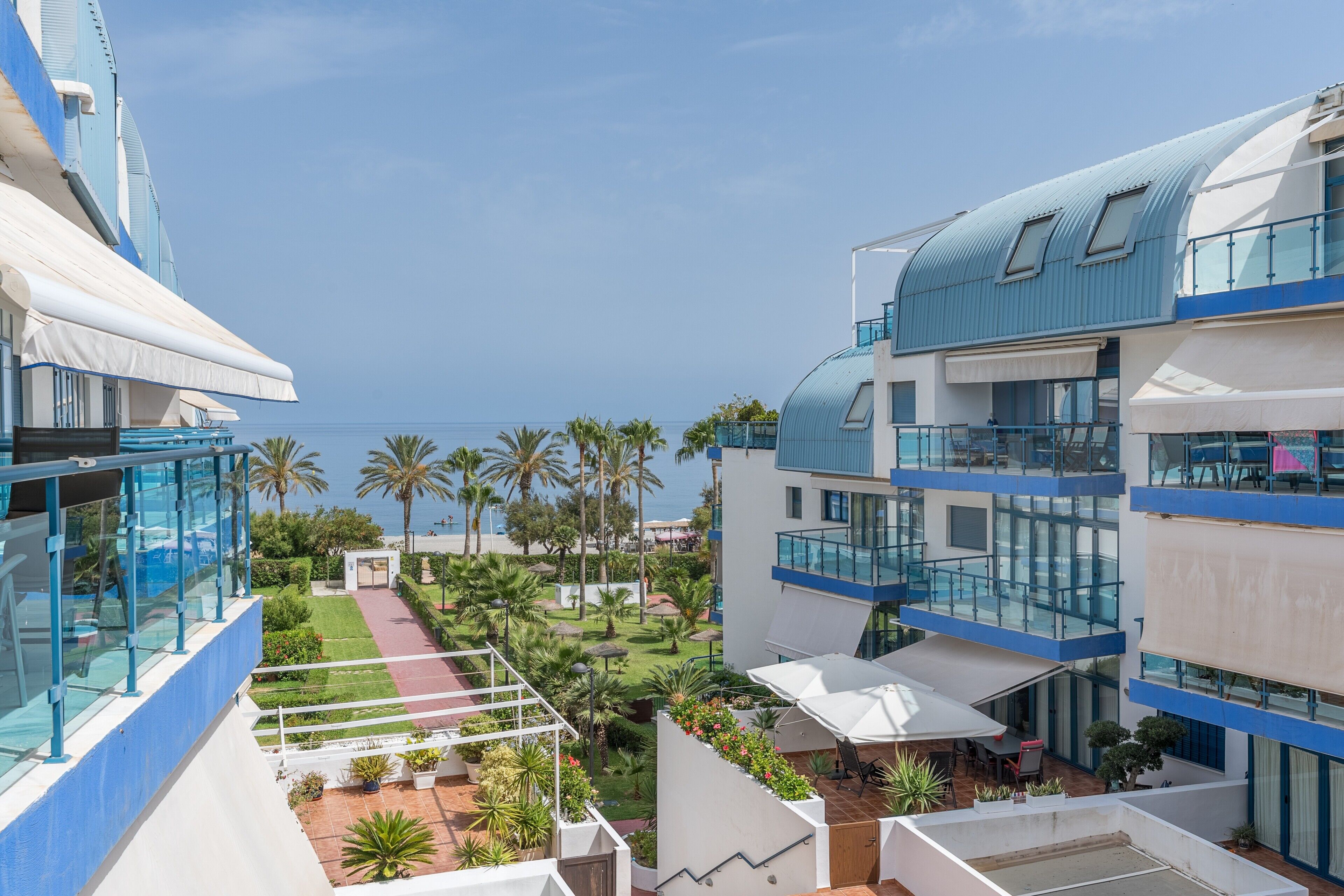 المنطقة المحيطة بالمنشأة