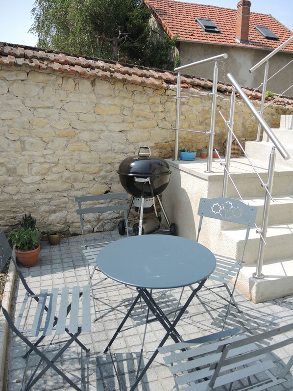 BBQ/picnic area