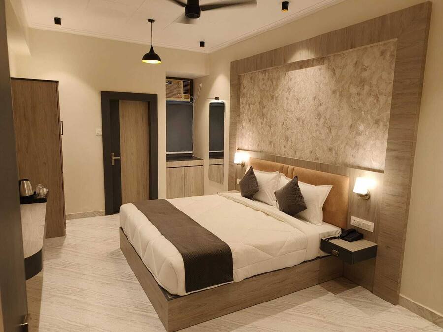 Deluxe-Doppelzimmer | Schreibtisch, Bügeleisen/Bügelbrett, kostenloses WLAN