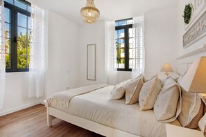 1 bedroom, free WiFi, bed sheets - Studio Apartment '5' with Sea View, Shared Pool and Wi-Fi (Funchal)