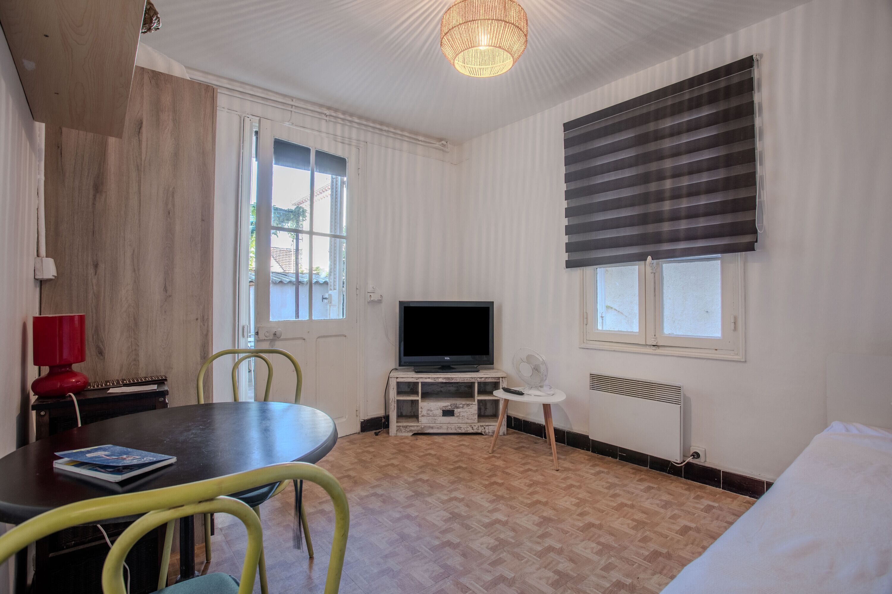 Wi-Fi gratuit, draps fournis