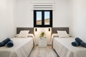 Iron/ironing board, free WiFi, bed sheets