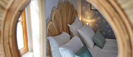 5 bedrooms, iron/ironing board, travel cot, WiFi