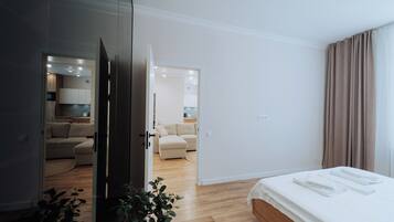 1 bedroom, desk, iron/ironing board, travel cot