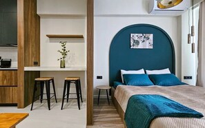 1 chambre, fer et planche à repasser, Wi-Fi gratuit, draps fournis