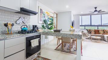 Apartment, 2 Bedrooms, Accessible, Balcony | Interior