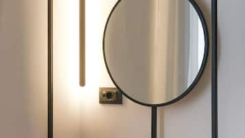 Ropa de cama de alta calidad, cubrecamas y colchones con efecto memoria